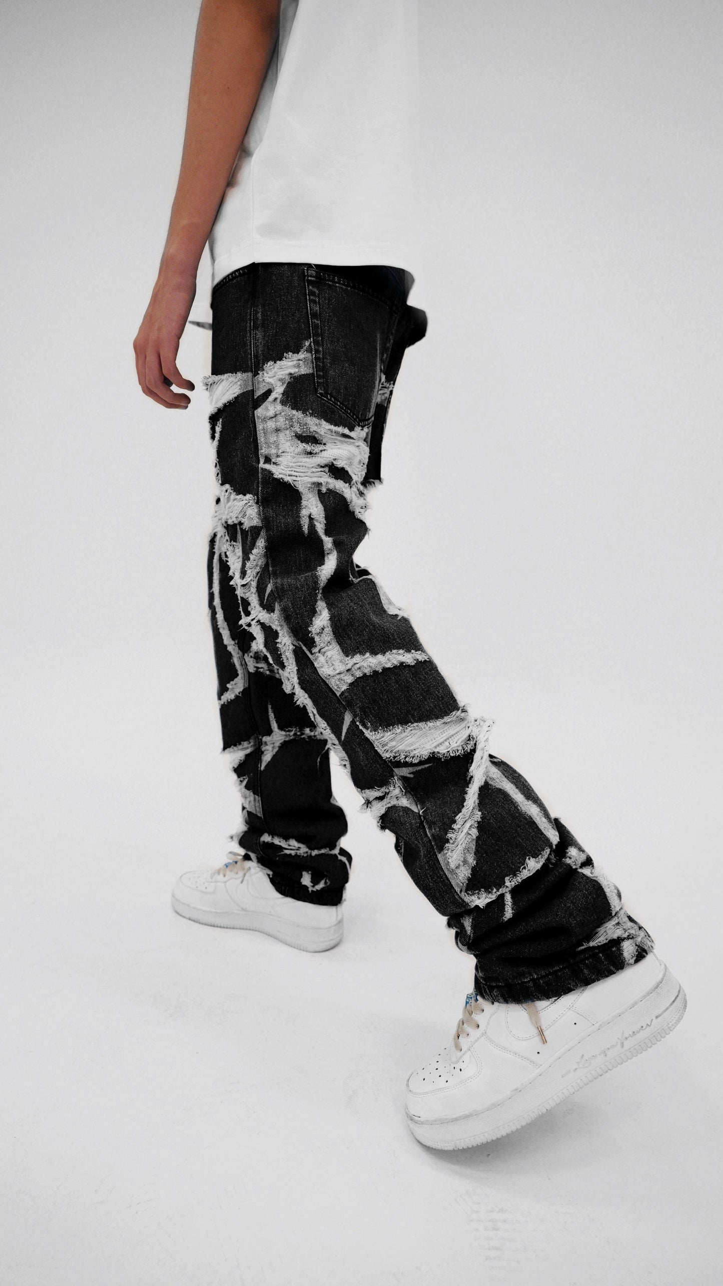 Season 1® "Thorn" Denim Pants in Black