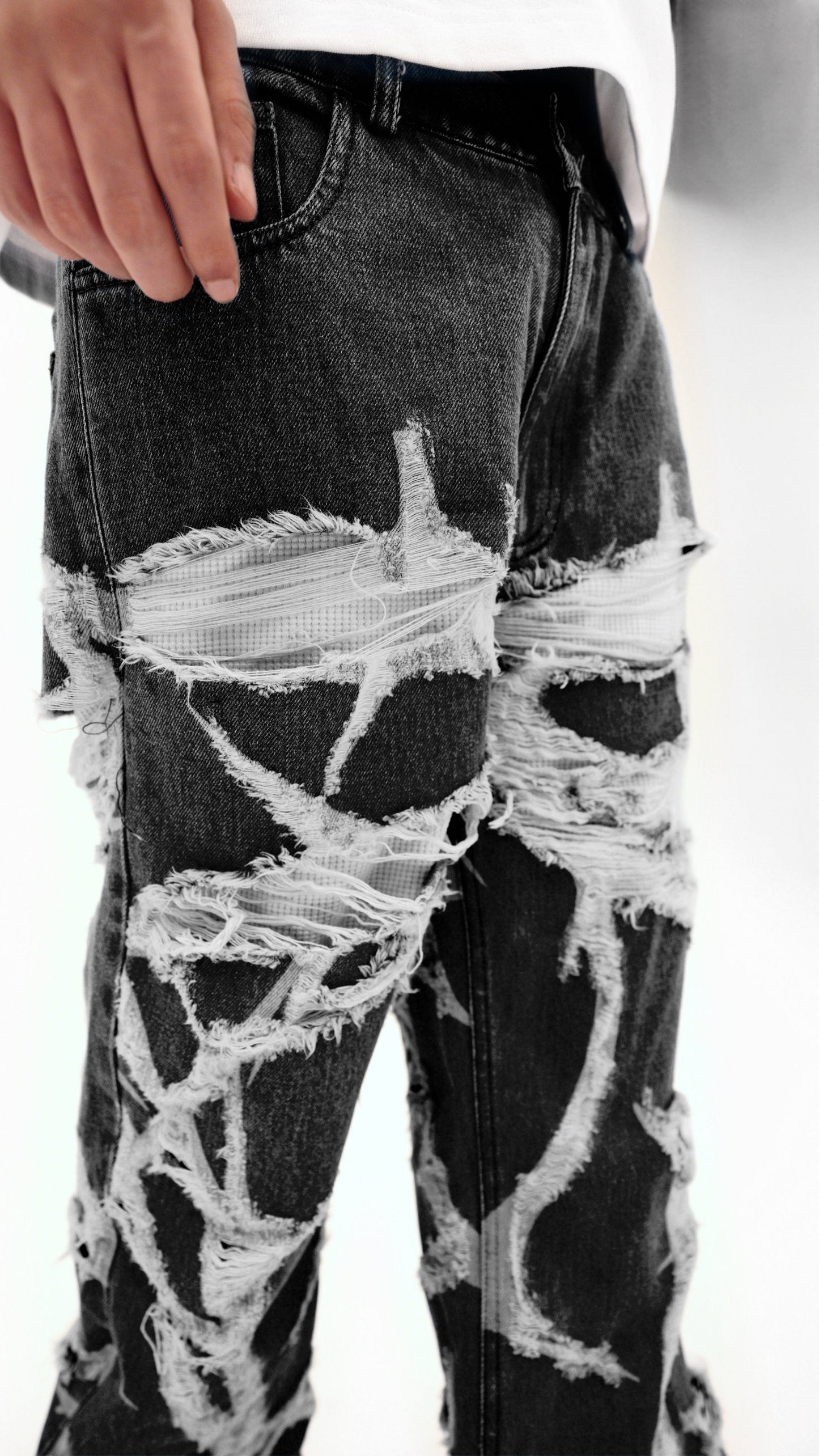 Season 1® "Thorn" Denim Pants in Black